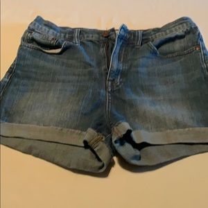 Madewell size 29 cut off blue jean shorts. EUC